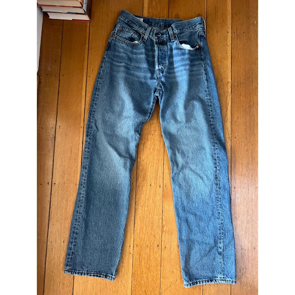 Levi’s 501 ’90s Jeans W26 L30 Not My News Channel Medium Wash